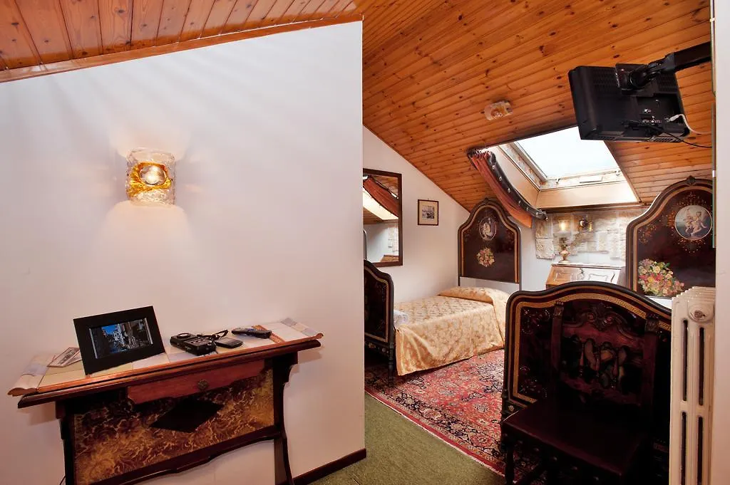 Villa Daniela Marcon 2*,
